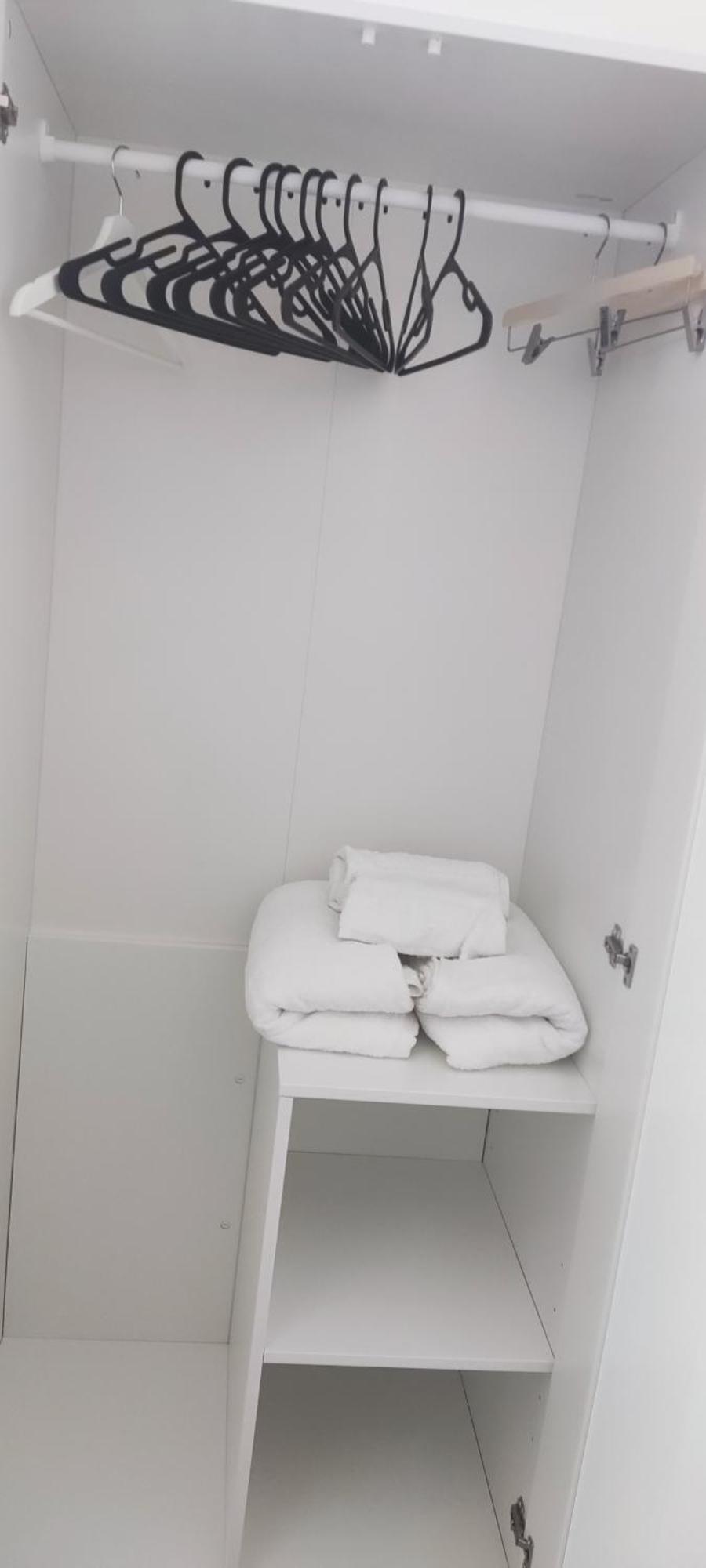 Chambre R0 Avec Salle De Bain Partagee Pres De L'Hopital De La Citadelle A Liege Exterior photo